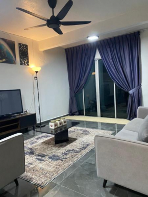 Mama Jijie Moslim Homestay BBU